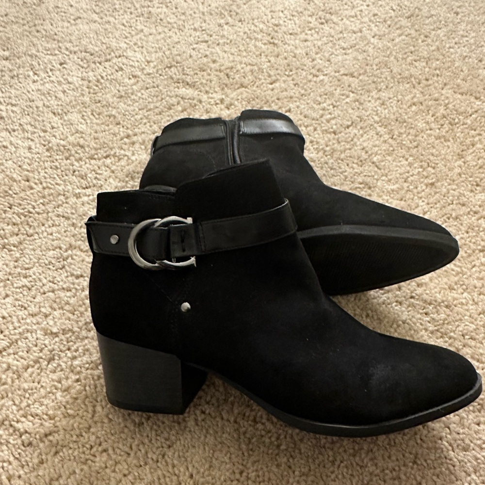 Black ankle booties 7.5 new
